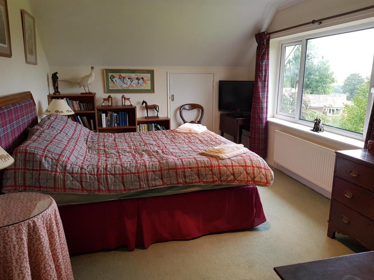 House On The Hill Bed & Breakfast Little Massingham Eksteriør bilde